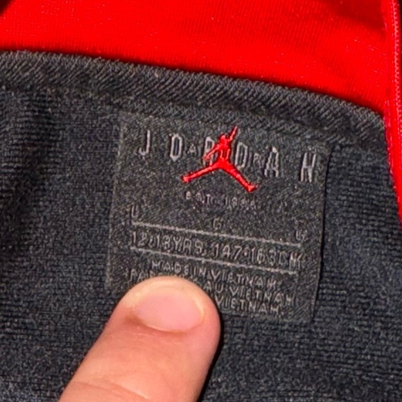 nike jordan kids jacket - Picture 3 of 3